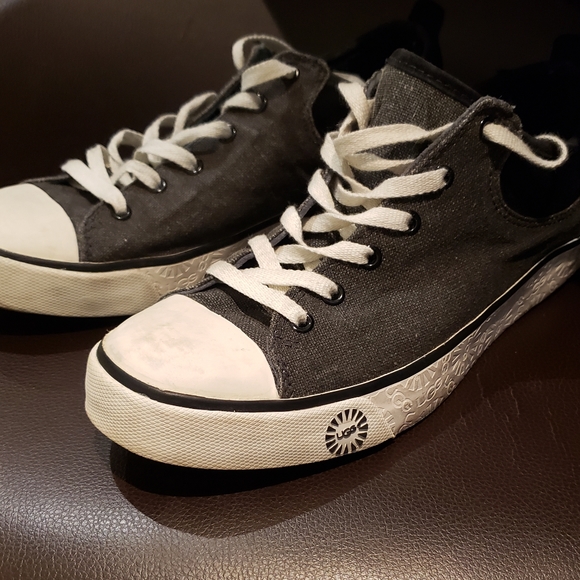 UGG Other - Ugg sneakers